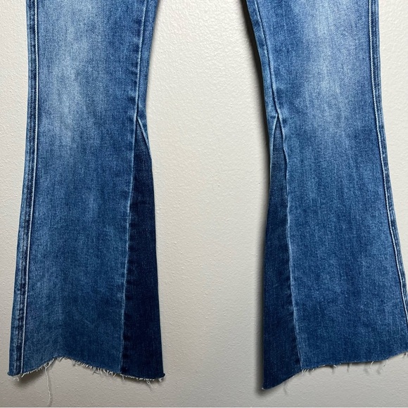 Altar'd State Women Jeans 24" Flare Bell Botton Raw Hem Mid Wash Denim High Rise - Picture 4 of 9
